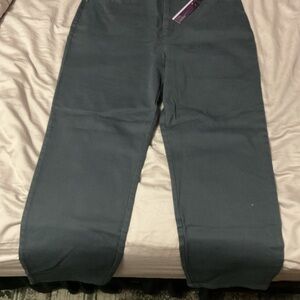 Gloria Vanderbilt Dark Gray jeans
Size 18w NWT
